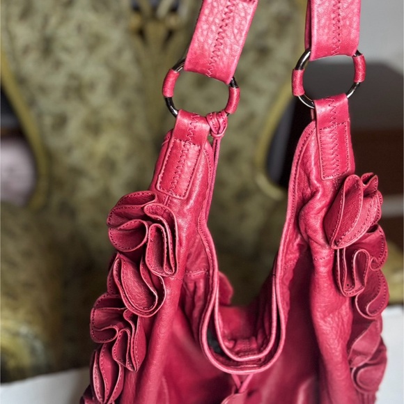 Vince Camuto Vintage Elegant Red Leather with flower side Women's Bag - Picture 12 of 14